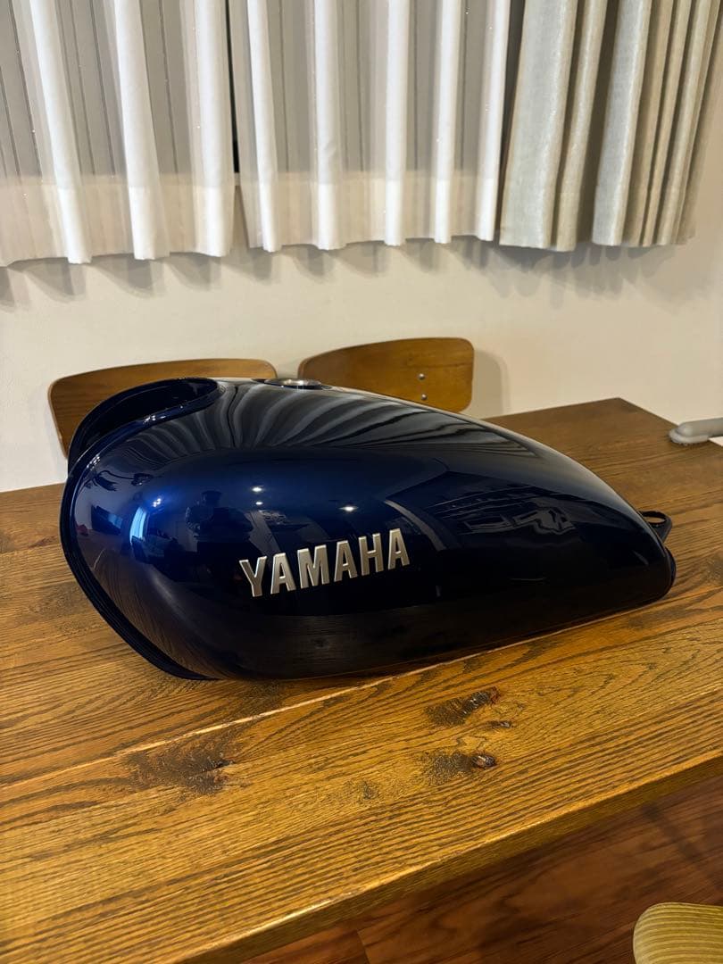 sr400 ファイルエディション　タンク