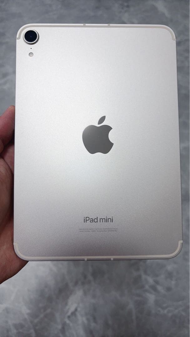 美品　iPadmini 第7 128GB Wifi+セルラーモデル　スターライト