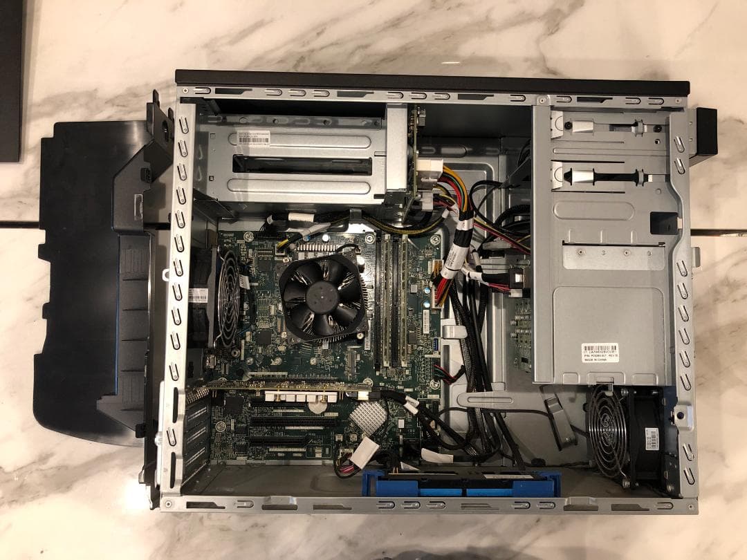 サーバー HPE ProLiant ML30 Gen10