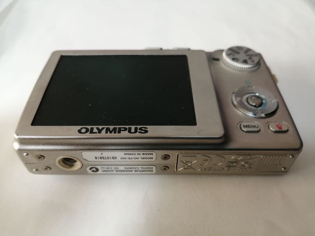 OLYMPUS FE-220 平成レトロデジタルカメラ　備品完備