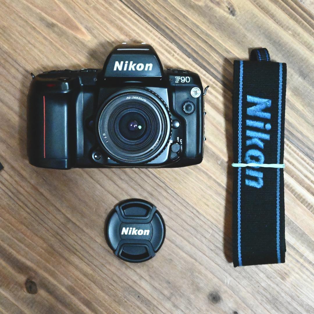 【美品！】Nikon F90＋AF NIKKOR 28㎜1:2.8＋ストラップ