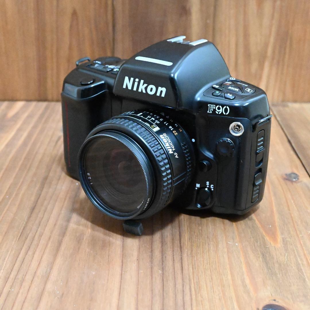 【美品！】Nikon F90＋AF NIKKOR 28㎜1:2.8＋ストラップ