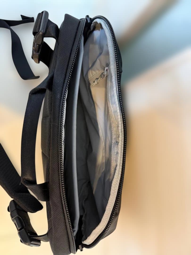 バッグ Aer Tech Sling 3