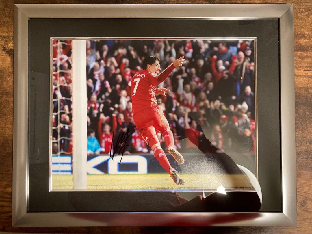 【直筆サイン入り写真】ルイス・スアレス　フォトフレーム　鑑定書有り