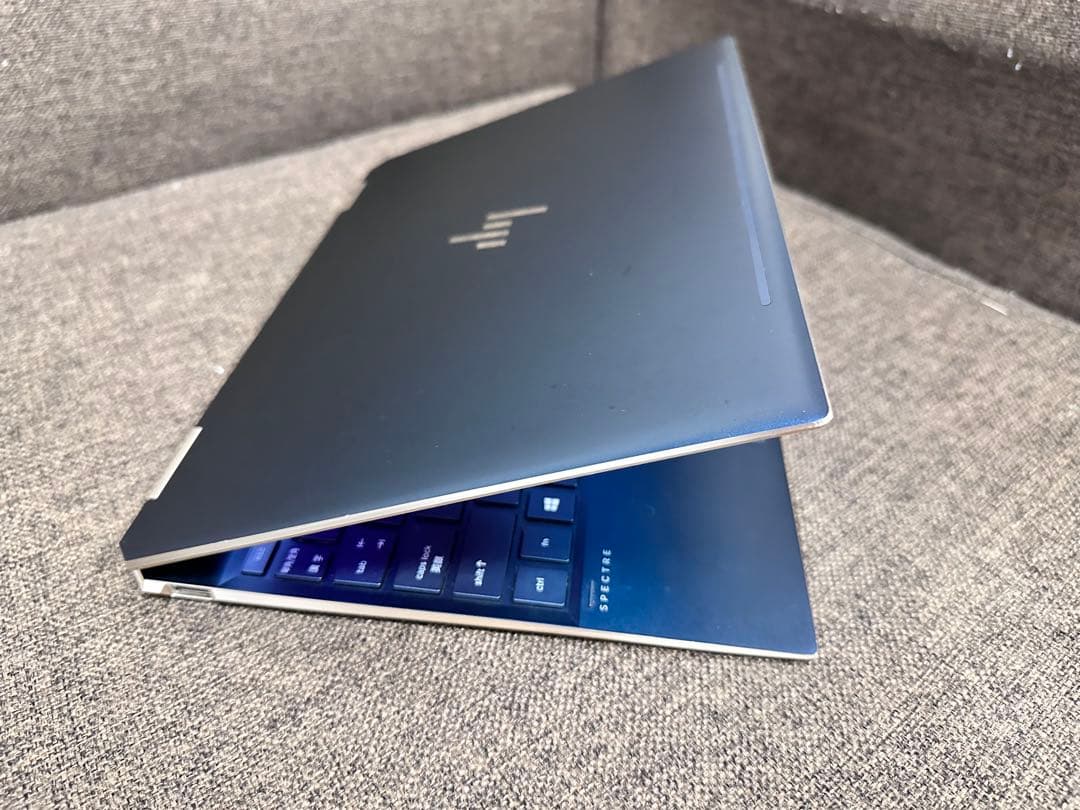 HP Spectre x360 13.3インチ　2in1 回転式　office