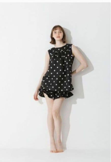 新品タグ付き⭐rosyMonster　ドット　スウィムウェア　水着　yori