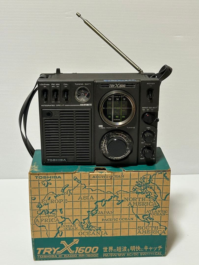 TOSHIBA TRY X1600 アナログラジオ 元箱付き
