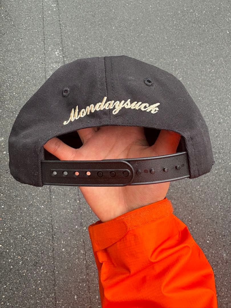 Monday suck キャップ　ブラック　マンデーサック　wxqnz
