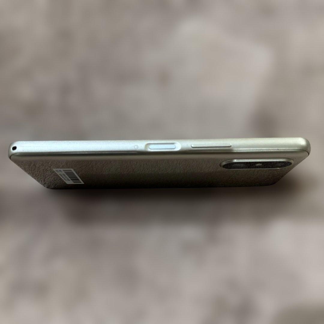 docomo らくらくスマートフォン Lite MR01 ゴールド