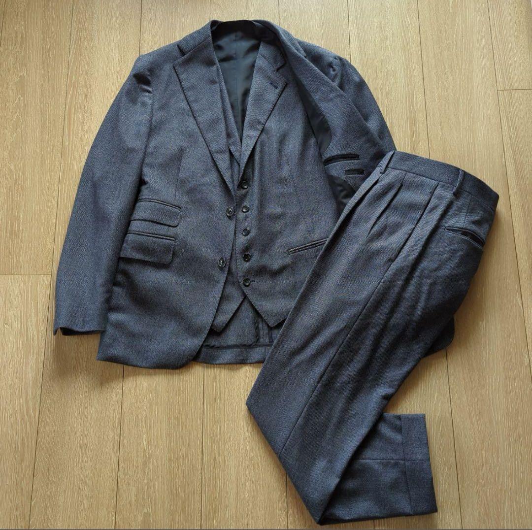 （美品）タリアトーレ 3ピーススーツ 46 定価約19万円