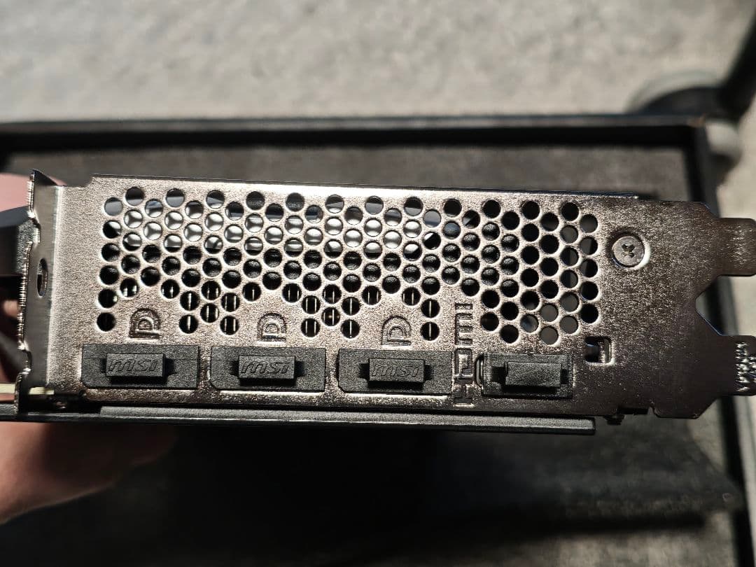 グラフィックボード・グラボ・ビデオカード MSI GeForce RTX 4070 Ventus 2X OC