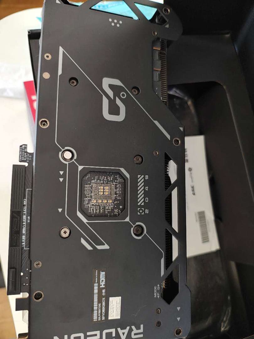 グラフィックボード・グラボ・ビデオカード ASUS Radeon RX 7800 XT 16GB OC