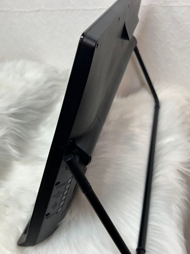 ポータブルテレビ　 UN-19FB10H