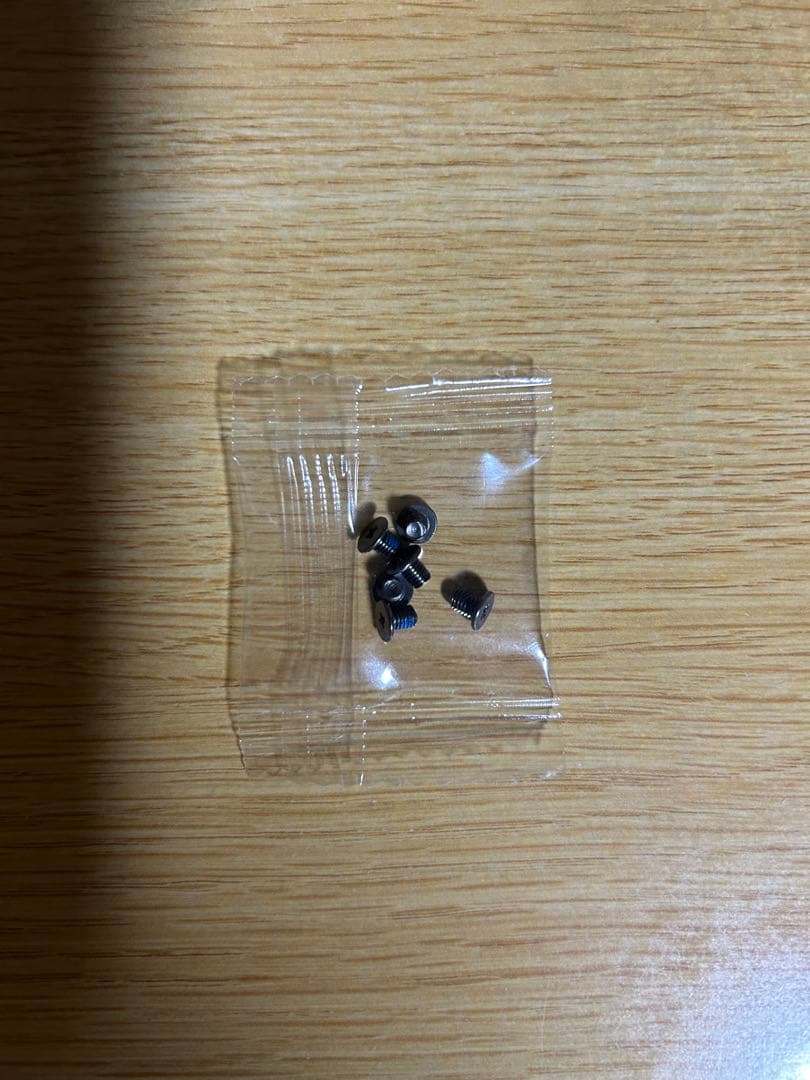 MINISFORUM UN305 Core i3-N305搭載　ミニPC