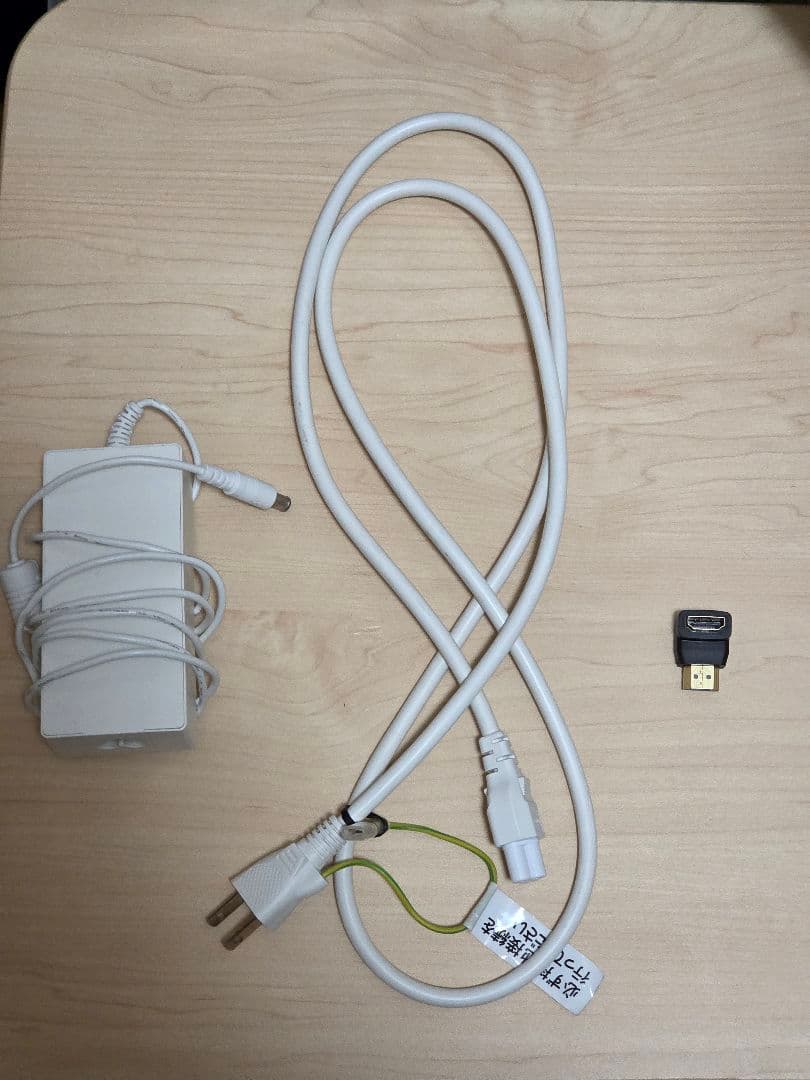 【ほぼ新品】LG 32UN500-W 4K 31.5インチモニター（L字変換付）