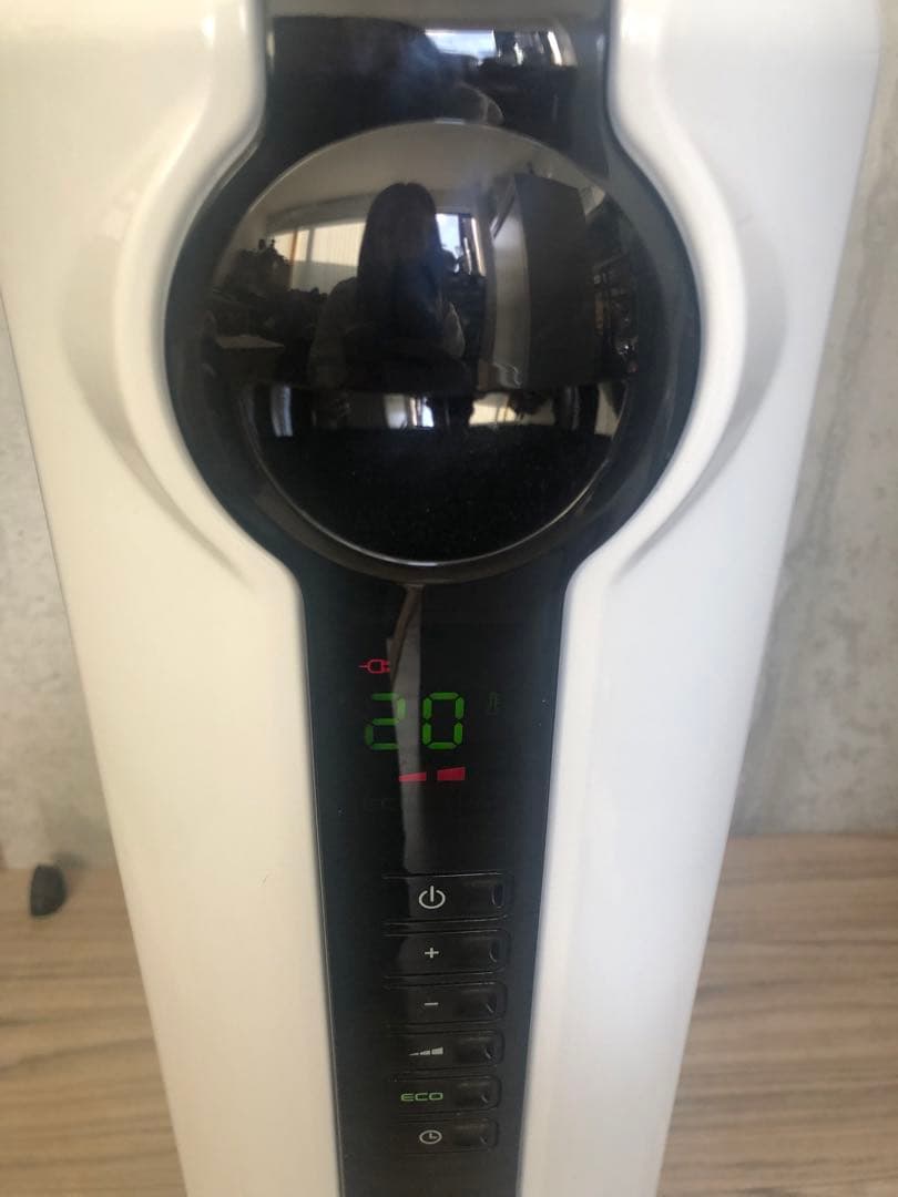 DeLonghi オイルヒーター JRE0812 ホワイト