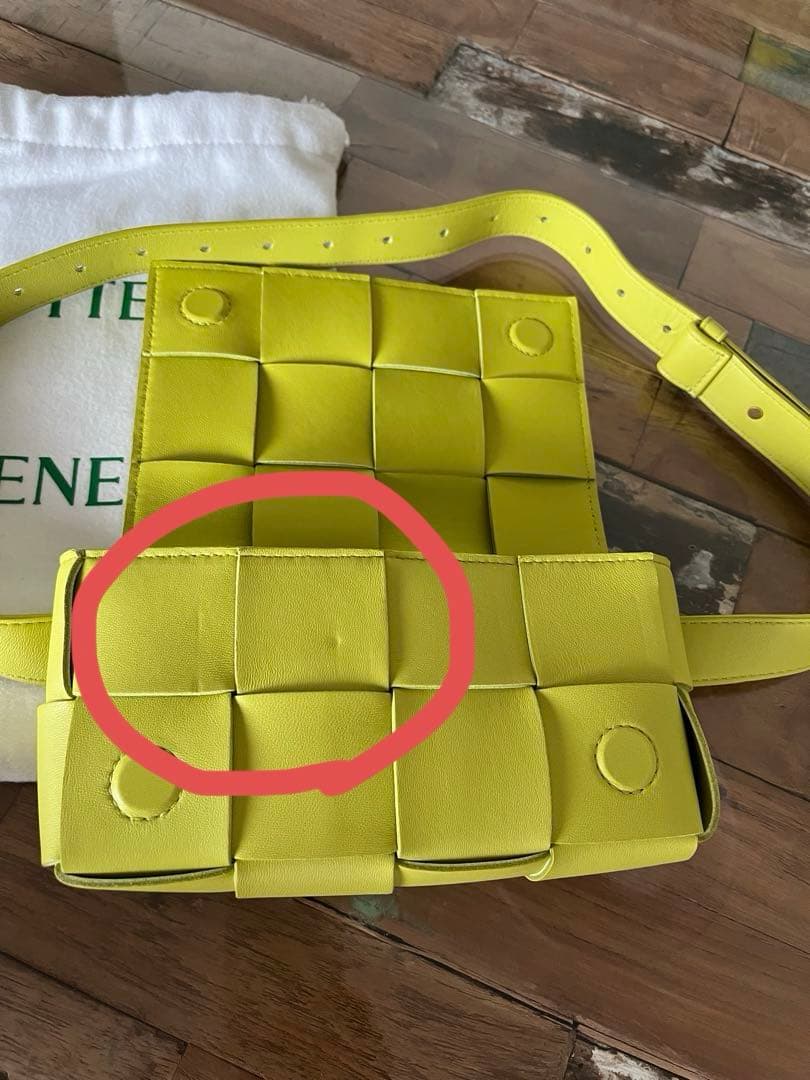 ボッテガヴェネタ BOTTEGAVENETA カセット クロスボディバッグ