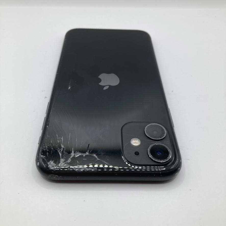 iPhone 11 64GB ブラック MWLT2J/A