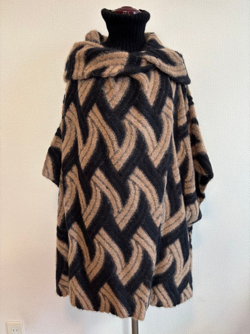 超美品MISSONI ポンチョ