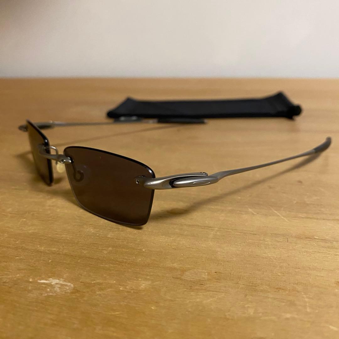 Oakley オークリー ビンテージサングラス　why