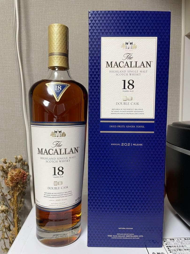 ウイスキー The Macallan 18 Year Old Double Cask (2)