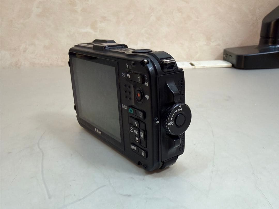 NIKON COOLPIX AW100 デジタルカメラ