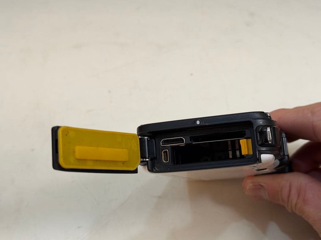 NIKON COOLPIX AW100 デジタルカメラ