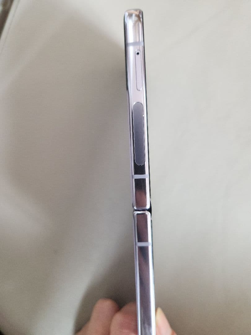 Galaxy Z Flip 4 本体 ジャンク おまけ複数