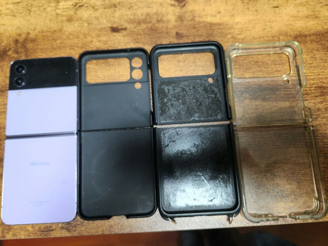 Galaxy Z Flip 4 本体 ジャンク おまけ複数