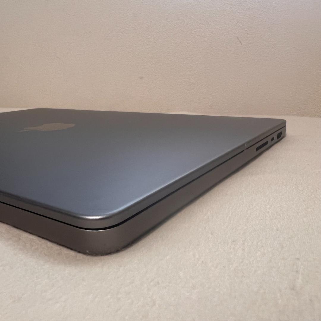 Macbook Pro 14inch M1pro 16GB / 1TB【訳あり】
