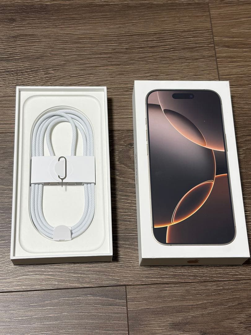 【極美品】iPhone16Pro 128GB デザートチタニウム