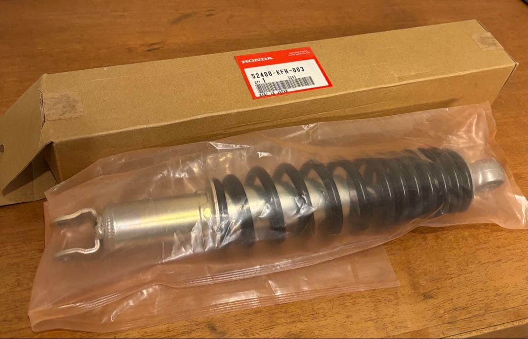 HONDA LEAD 100 の純正サスペンション 52400-KFH-003