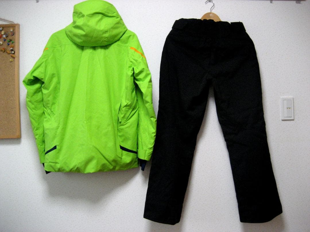 お値下げ依頼対応　美品 フェニックス 高機能ウェアー上下Mサイズ セット