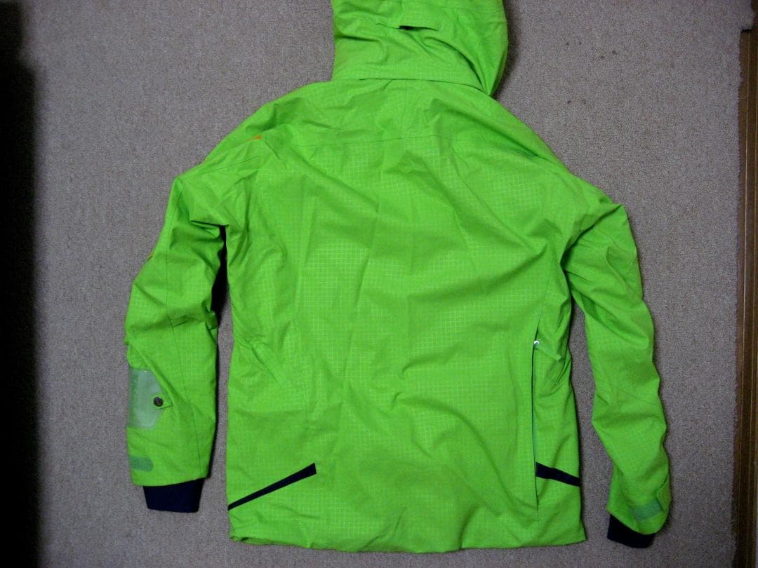 お値下げ依頼対応　美品 フェニックス 高機能ウェアー上下Mサイズ セット