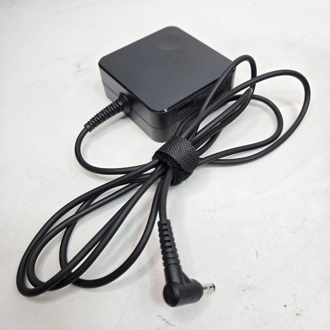 美品 Lenovo ノートパソコン Lenovo IdeaPad 320