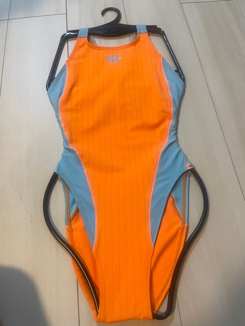 A*i様 arena スポーツ用水着 ARN-0026WH M