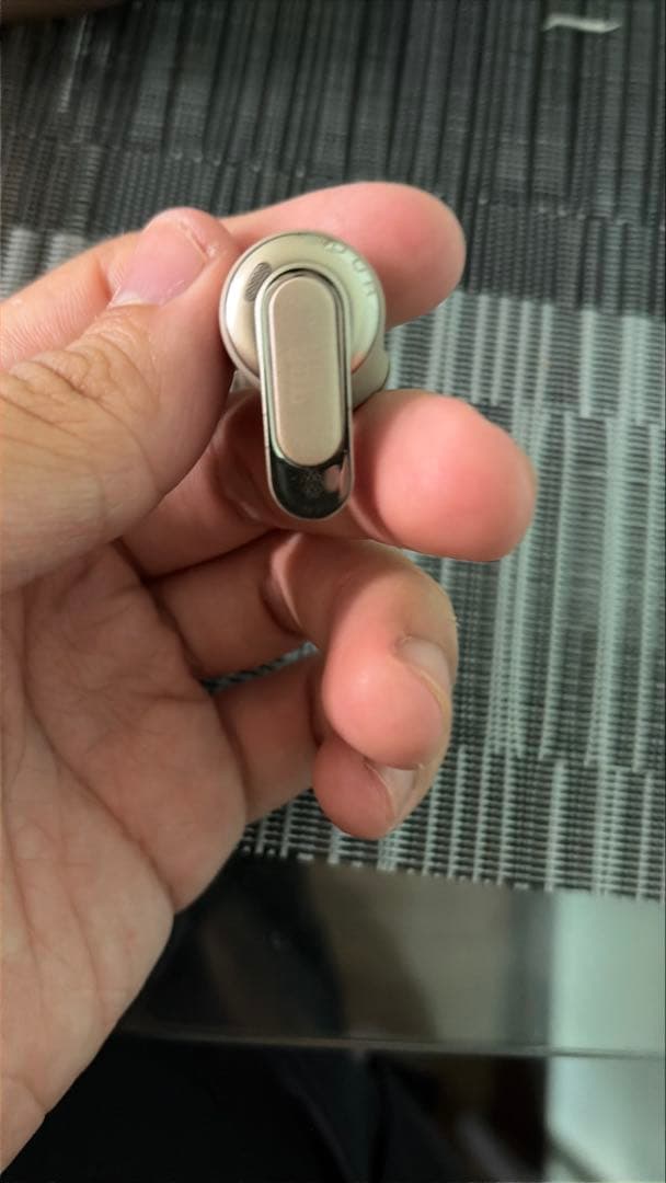 JBL TOUR Pro3 シャンパンゴールド ぴろしき