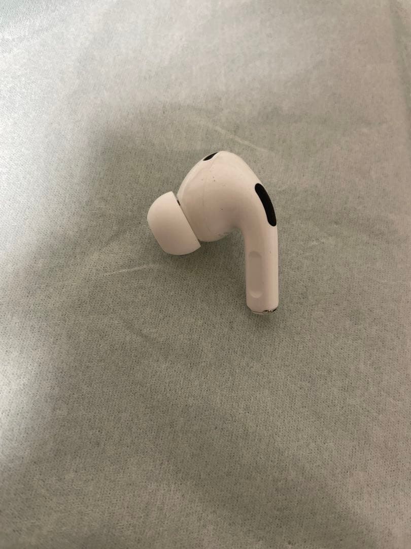 AirPods pro2ケース＋左耳