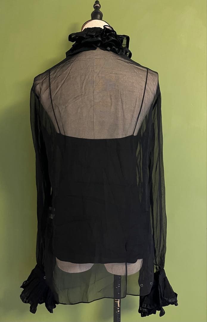 ✨ Ralph Laurenフリル　ブラウス 100% シルク✨