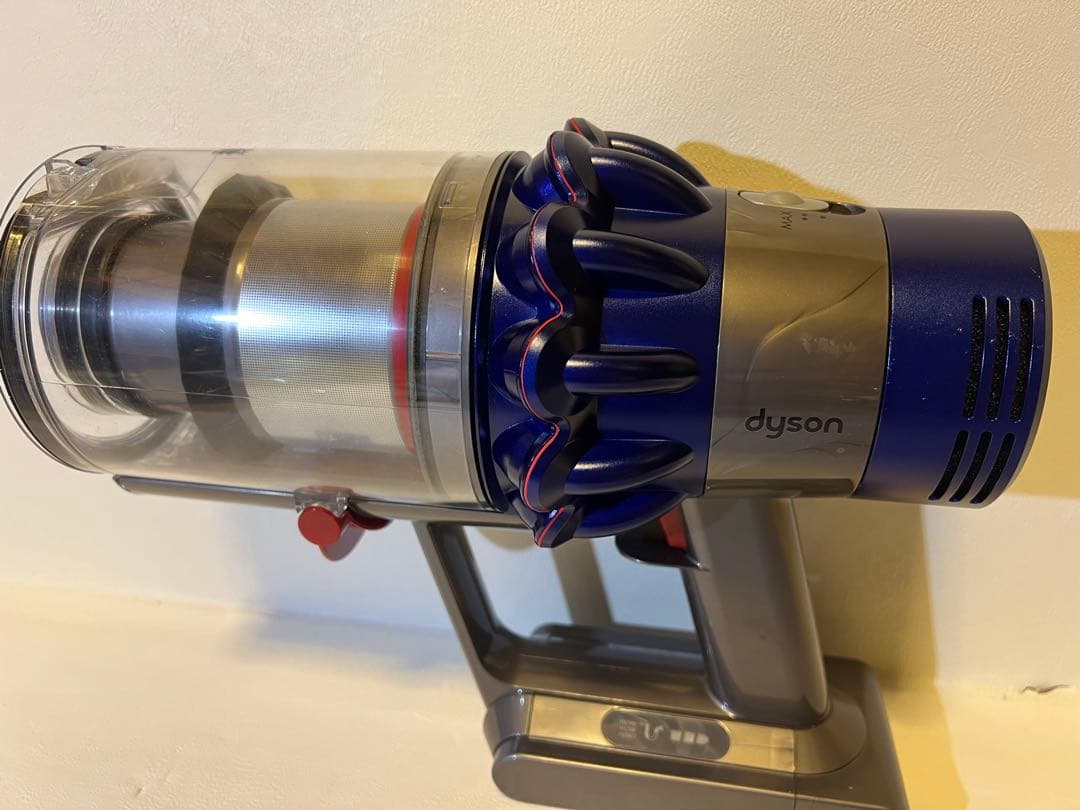 【動作品＆バッテリー劣化無し】ダイソン掃除機 dyson sv12 V10 W1