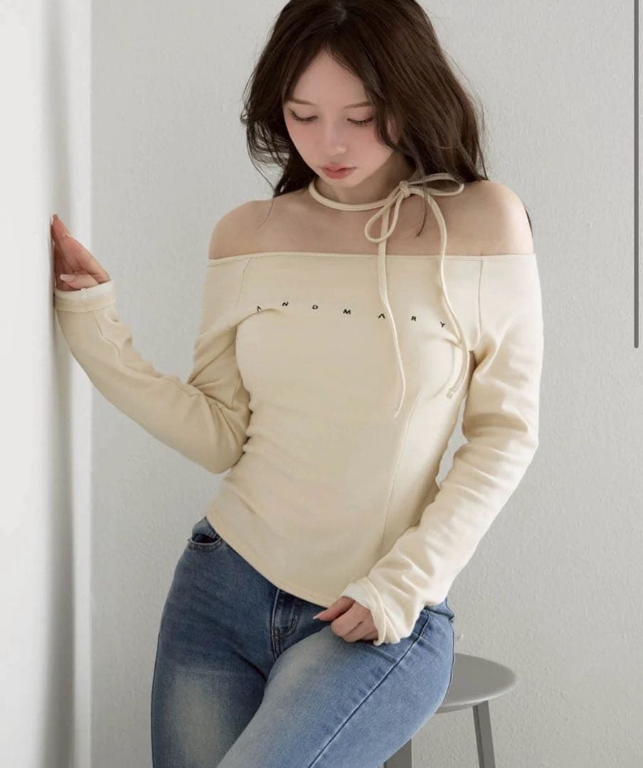 トップス ANDMARY Mary logo choker tops