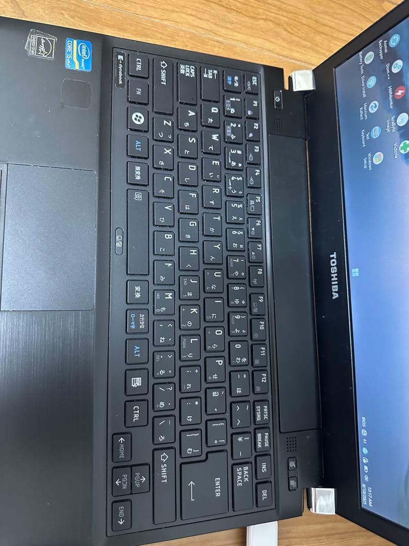 TOSHIBA R731/C Core i5 メモリ4GB ssd128 W11