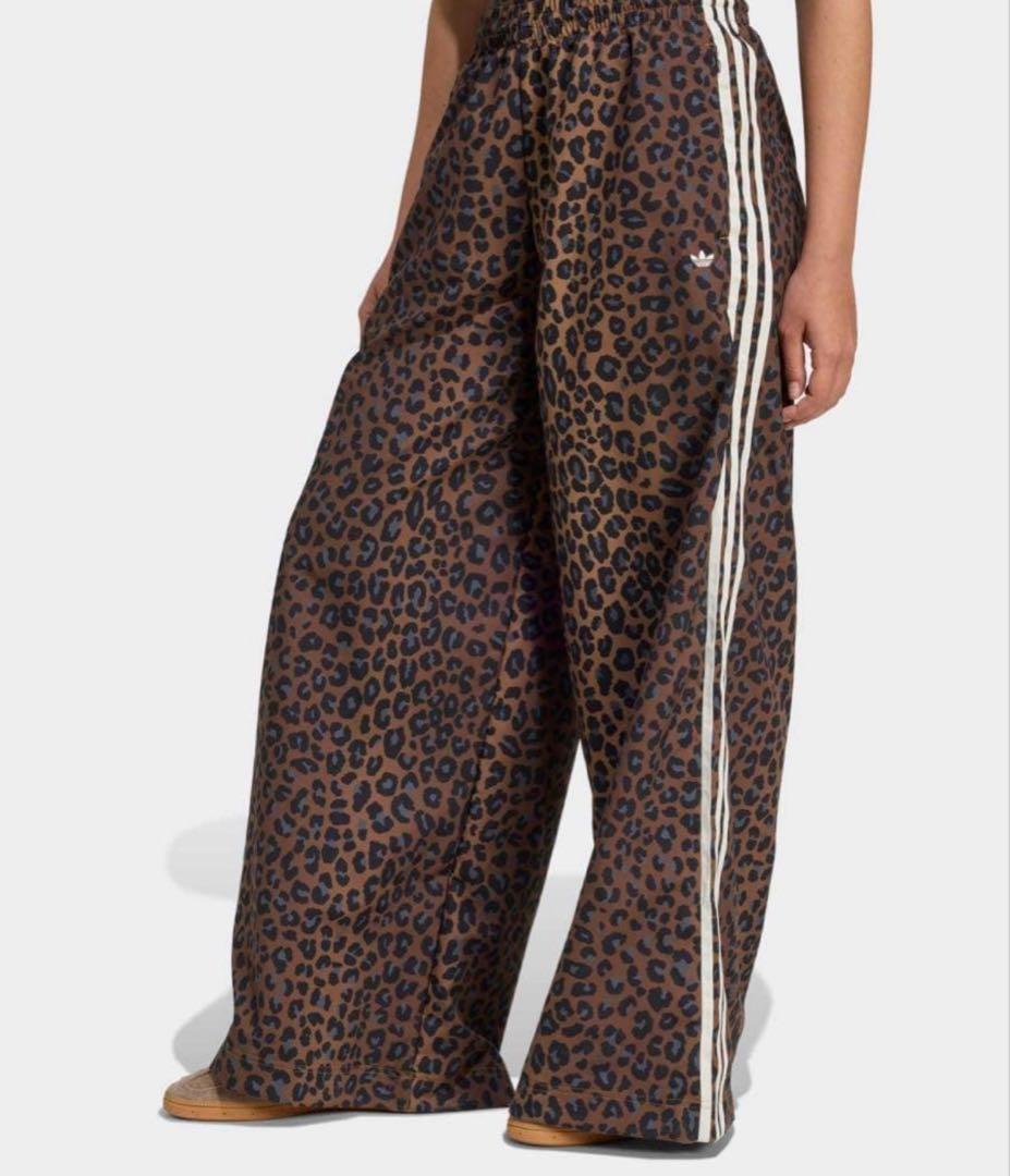 adidas ヒョウ柄 カジュアルパンツ XS