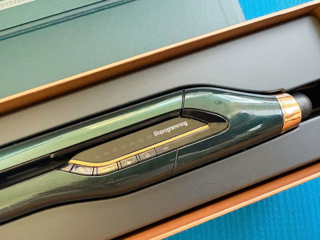 箱付き　レプロナイザー　ヘアビューロン　ストレートヘアアイロン7D Plus