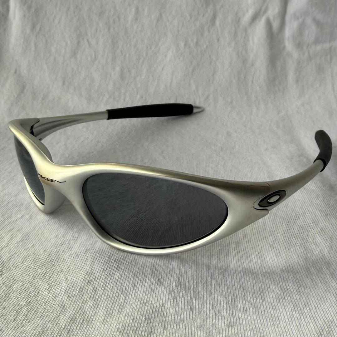 激レア　Oakley Minute サングラス　ミニッツ　ミニット
