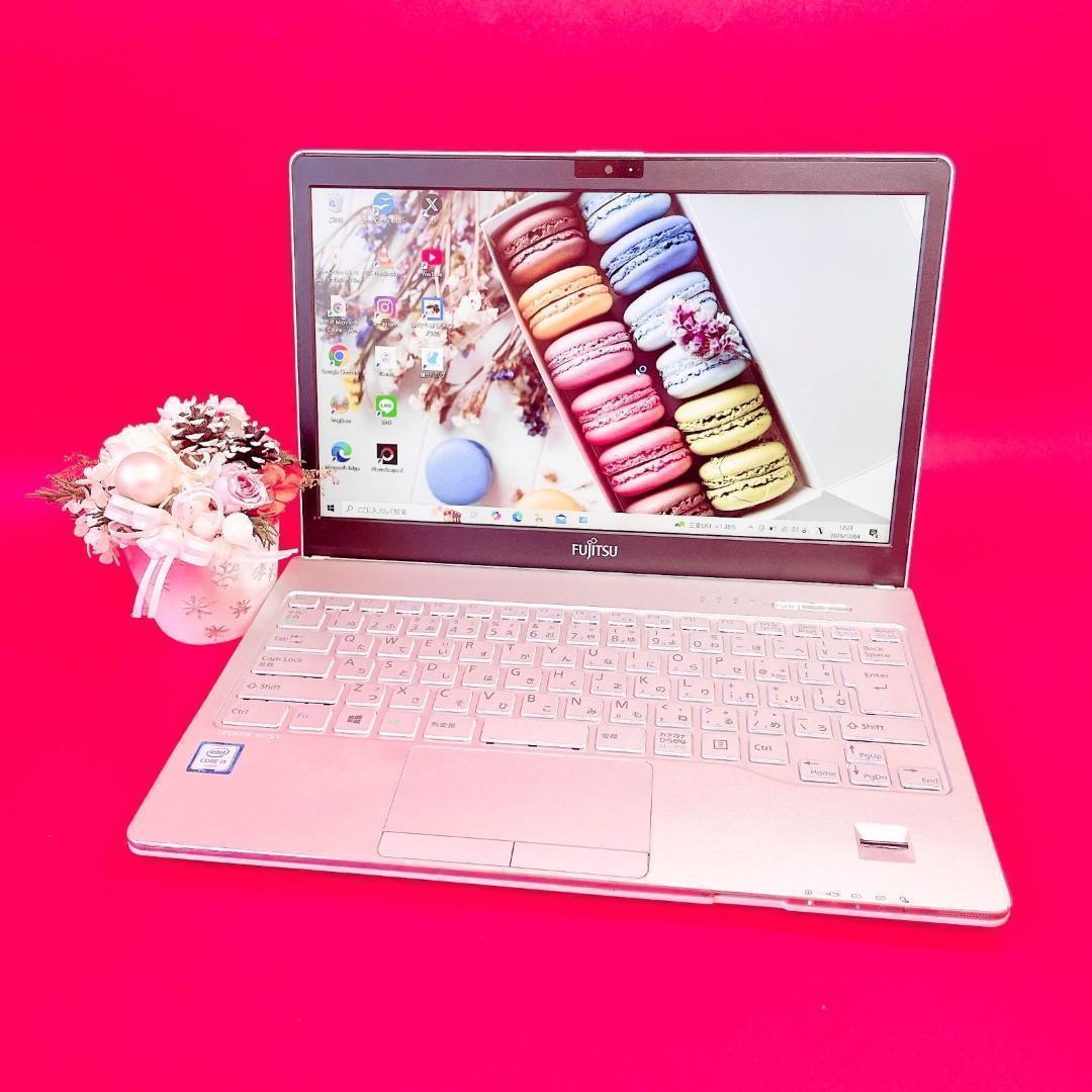 小型軽量❣️薄型ノートパソコン✨️可愛いホワイト✨️動作良好SSD！事務作業カメラ付き