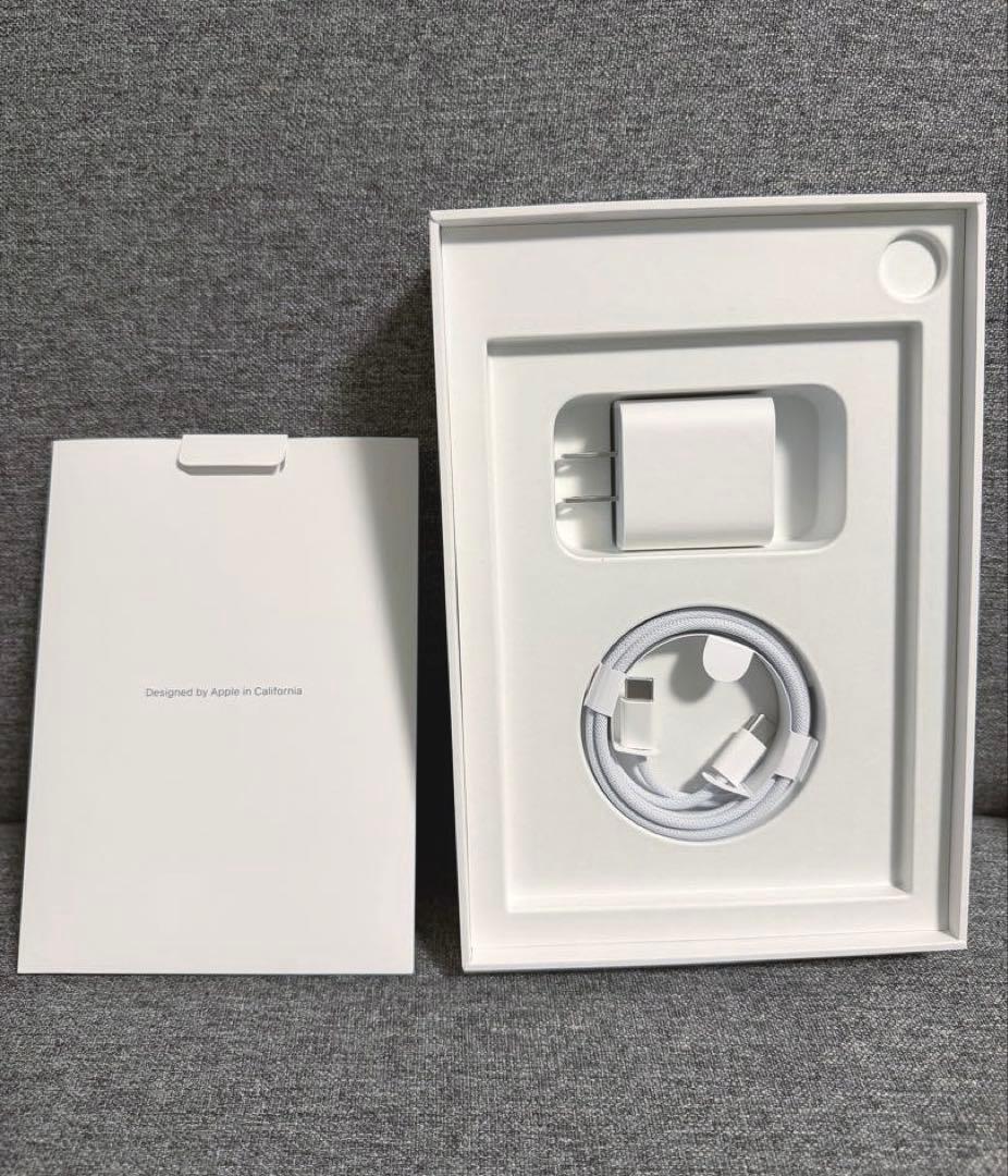 iPad mini (A17 Pro)ブルー・セルラー128GBケース付き