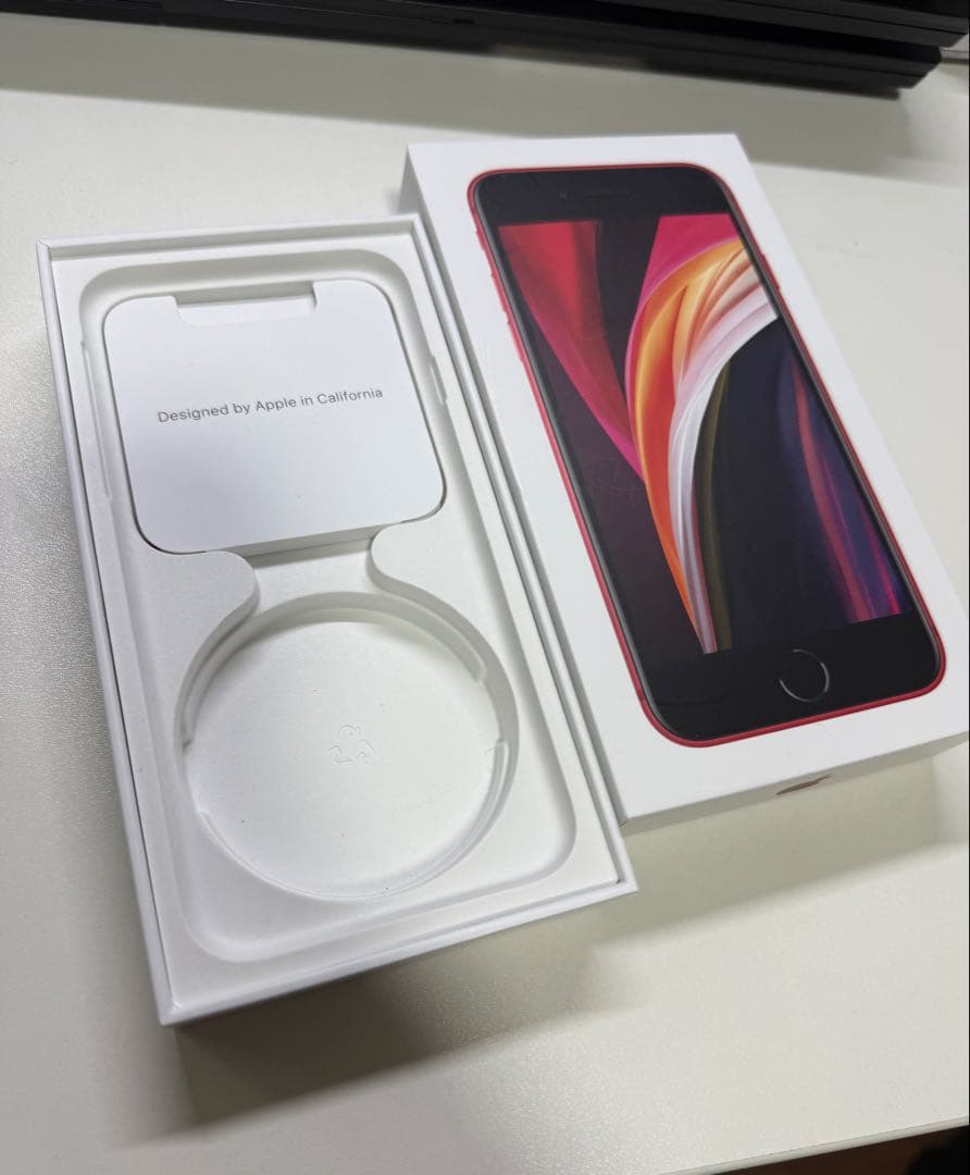 iPhone SE 第2世代 128GB レッド