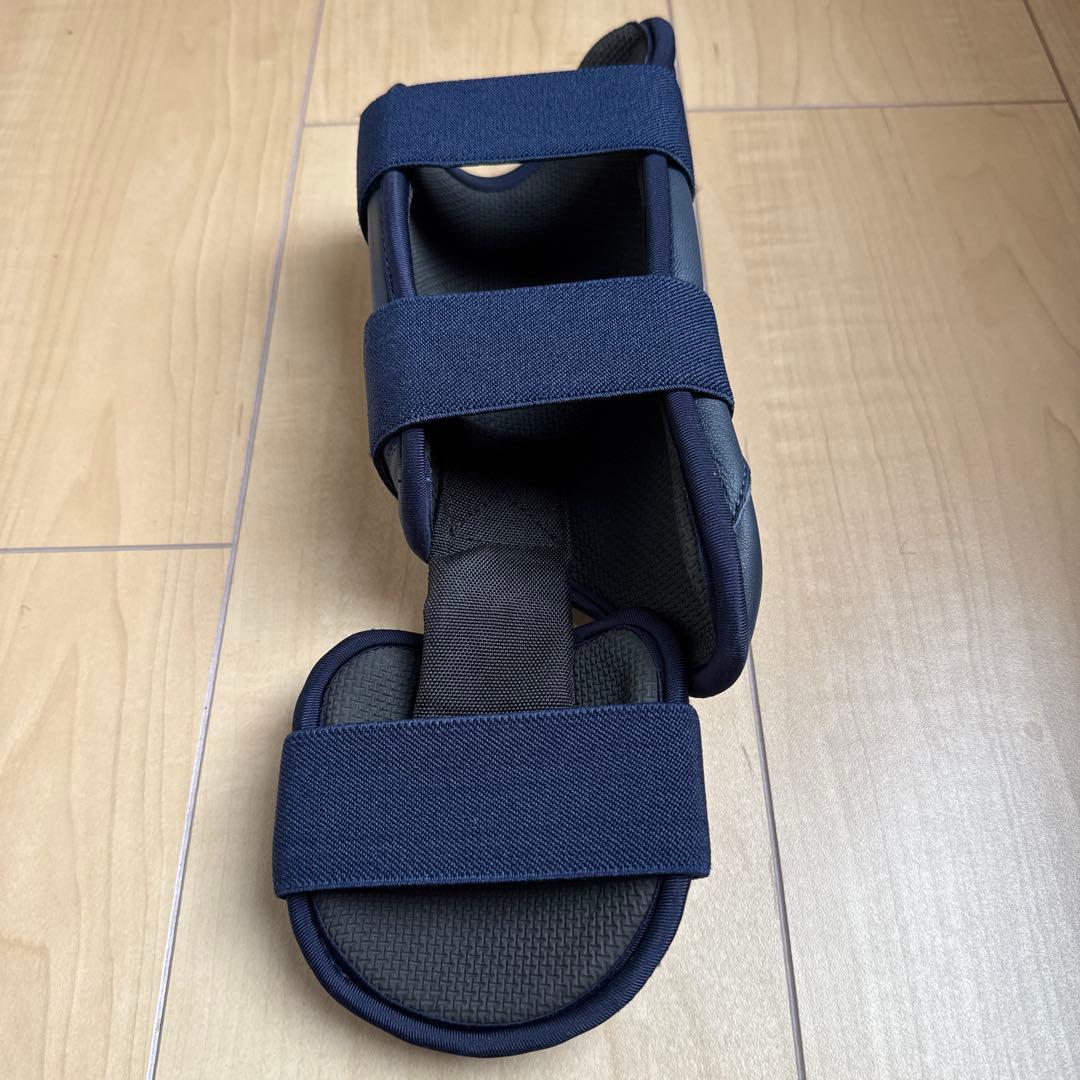 ⚾️BRUCE BOLT PREMIUM PRO ユース フットガード 右打者用