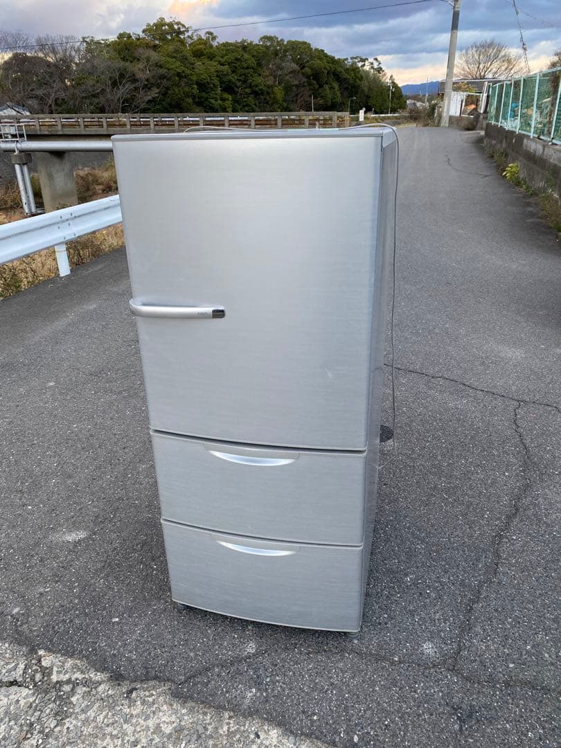 アクア冷蔵庫　264L